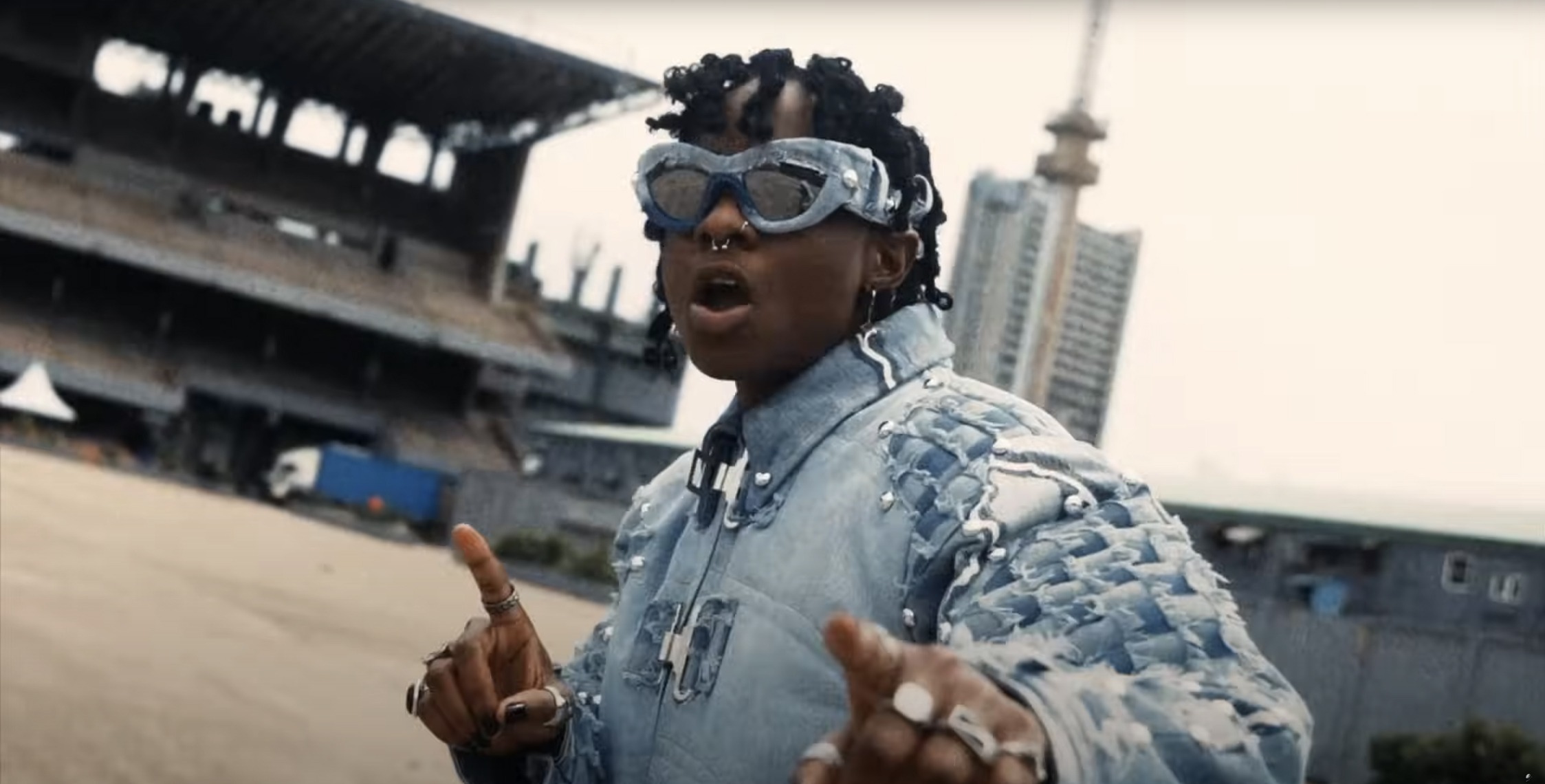 Wave-the-creator-featured